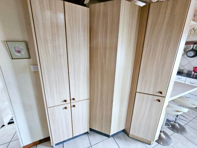 4 Bedroom Property for Sale in Vakansieplaas Western Cape